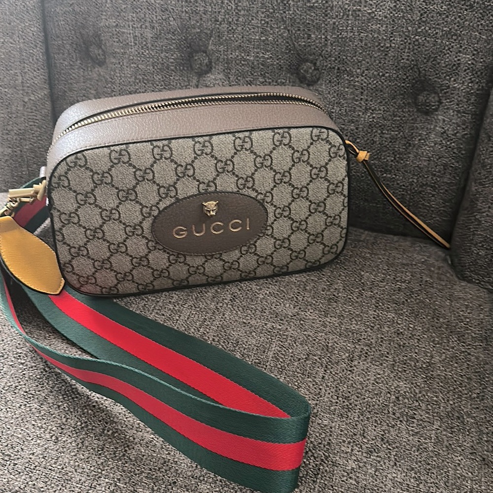 Gucci Vintage Supreme Messenger Bag